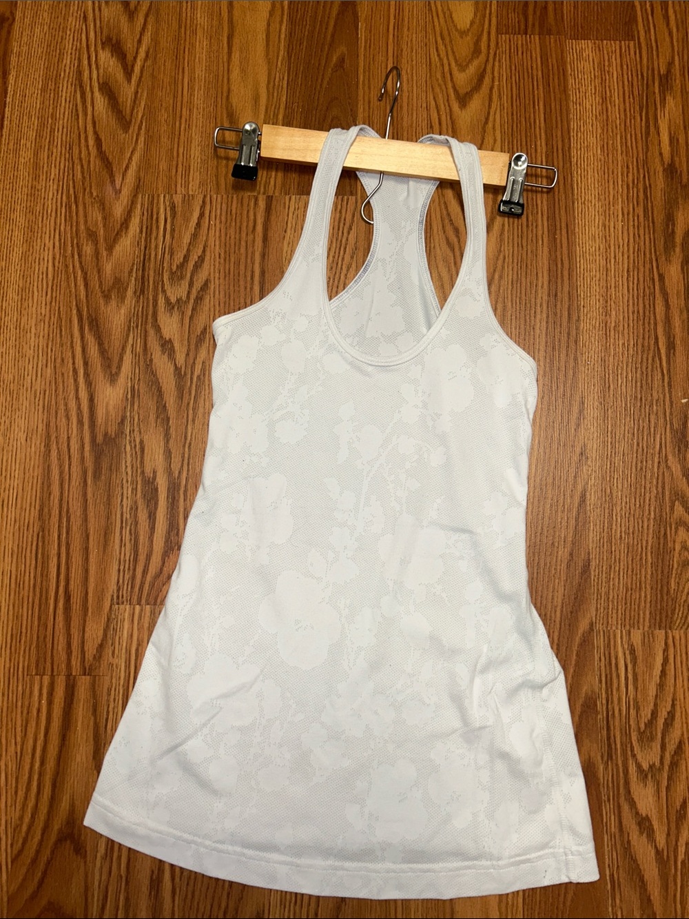 Lululemon White Floral Mesh Racerback Tank (size 4)(XS)